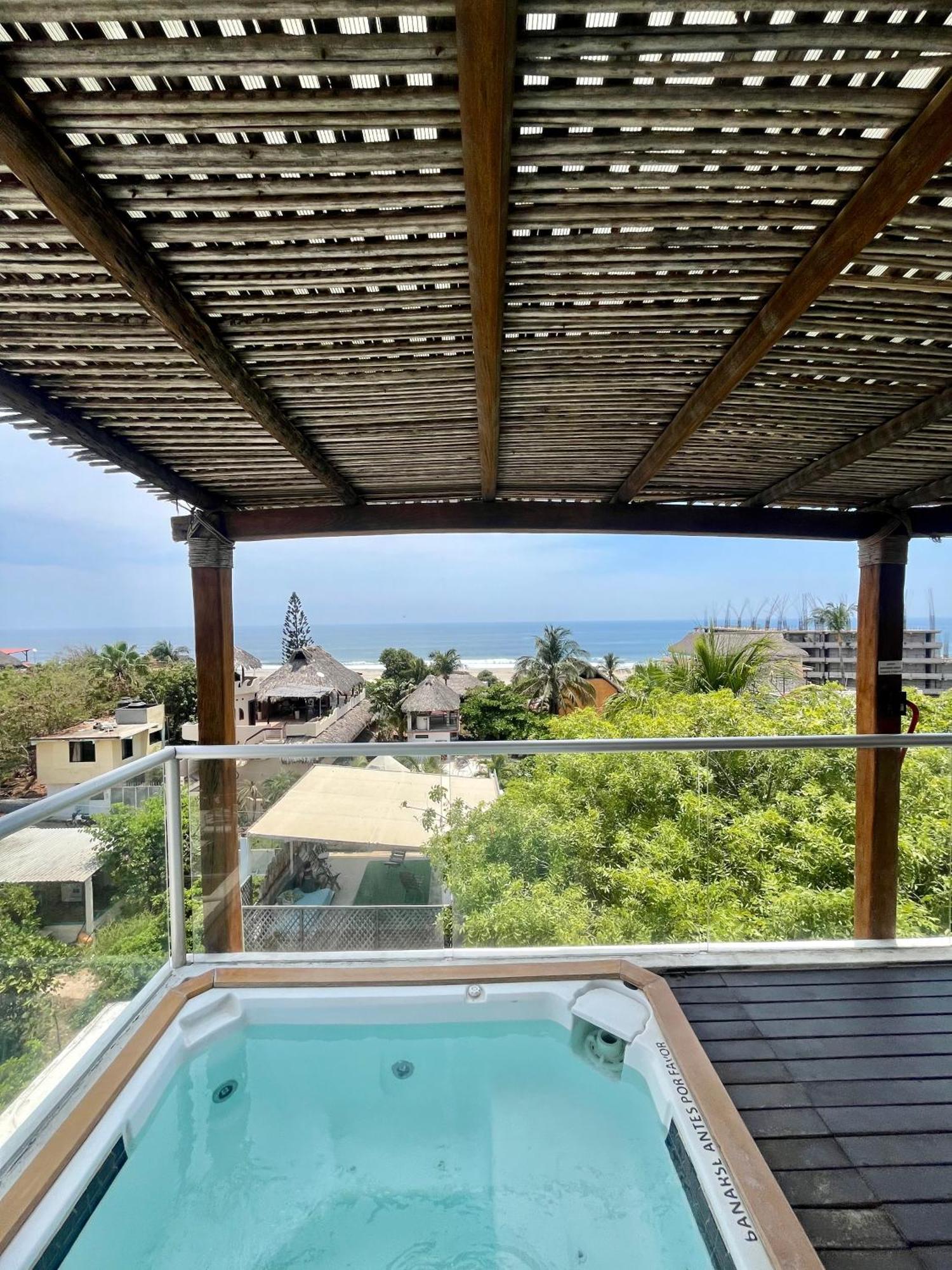 Hotel Aqualuna Cyclops Brisas de Zicatela Exterior photo